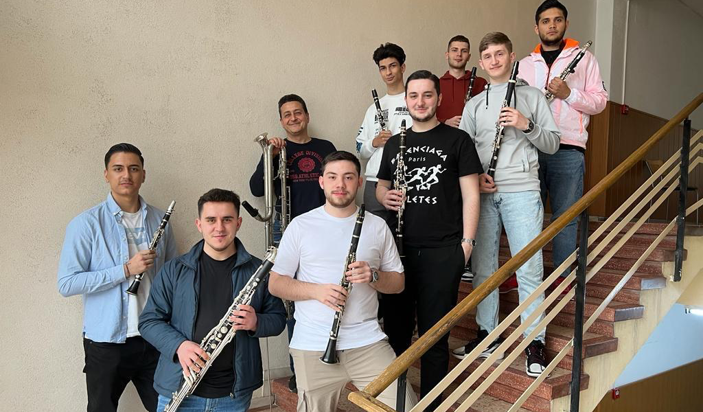 Emil Vișenescu conduce Ansamblul Clarino la Muzeul Hărților în noul eveniment „Cartografii Sonore”