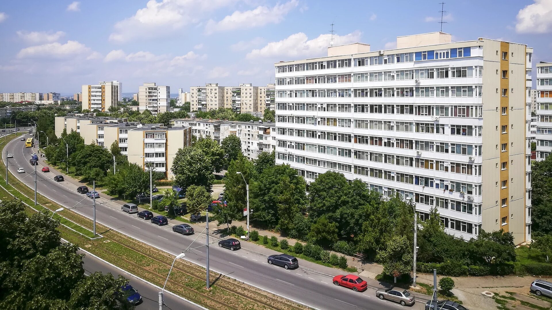 Clujeanilor li se restricționează din ce în ce mai mult libertatea de a se bucura de relaxare și liniște, în contextul în care normele legale privind zgomotul devin tot mai stricte