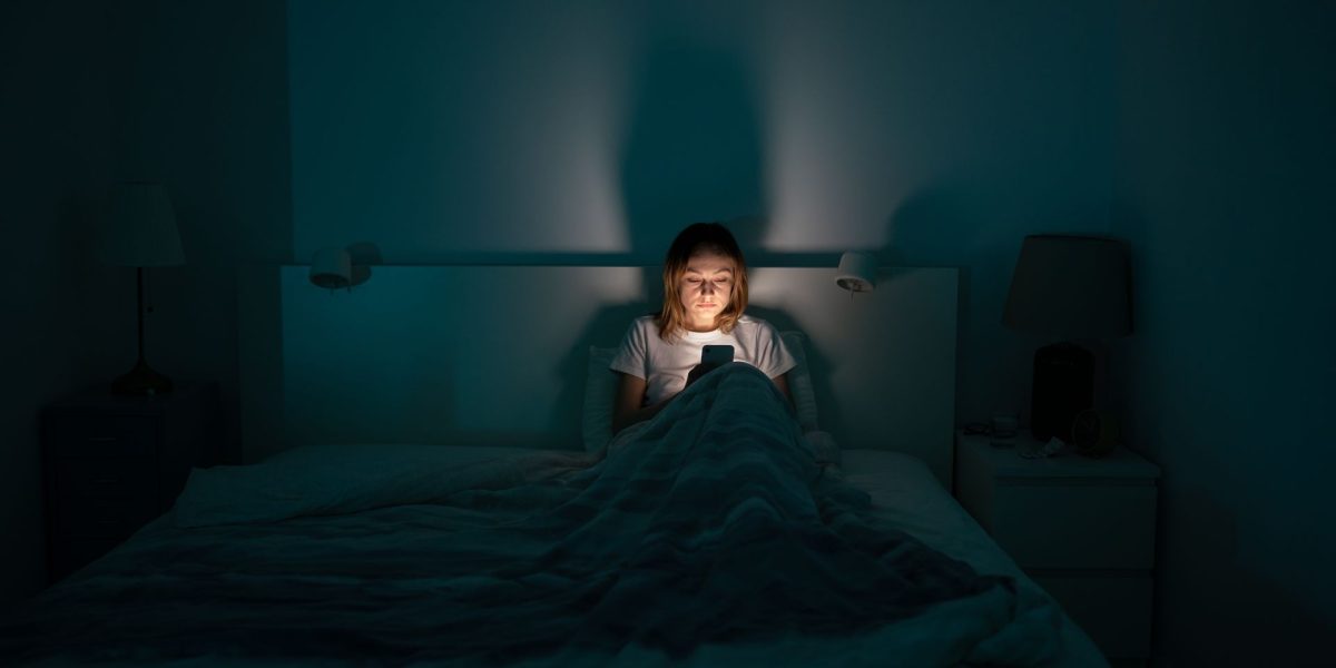 Aplicatiile de monitorizare a somnului, deși aparent un instrument util pentru cei interesați de odihna lor, pot avea efecte negative, mai ales pentru persoanele care suferă de insomnie