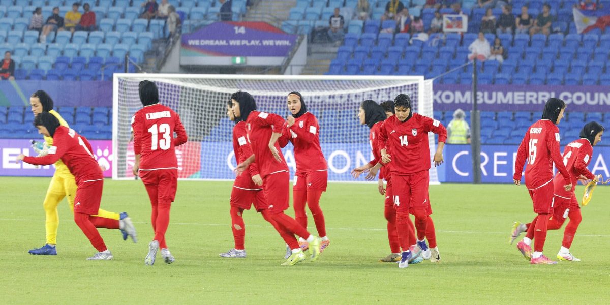 Reacția Australiei, după ce cinci jucătoare din naţionala de fotbal a Iranului au părăsit cantonamentul. Premierul, lăudat de Trump