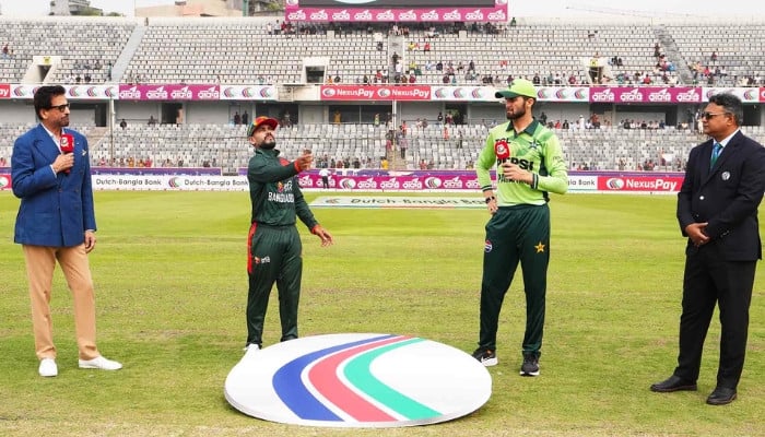 Bangladesh to bowl first after winning toss against Pakistan
