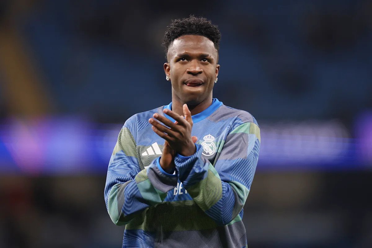 Bayern Munich se pregătește pentru o confruntare titanică cu Real Madrid în sferturile Champions League Binecunoscutul club bavarez are un avans considerabil în fața echipei italiene Atalanta, după prima manșă, și visează la un meci de poveste cu Los Blancos, după ce a trecut cu scorul de 6-1 pe ansamblu
