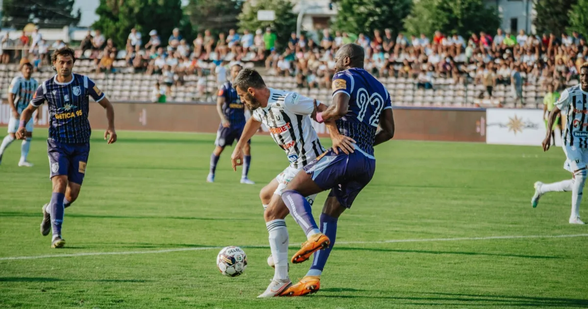FC Universitatea Cluj pornește în deplasarea de pe „Stadionul Orășenesc” din Mioveni, în căutarea celui de-al optulea succes în deplasare în actualul sezon de play-off