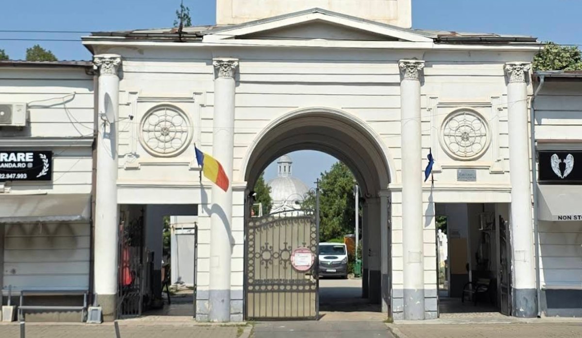 Municipalitatea Capitalei pregătește un plan pentru asigurarea locurilor de veci în situații de urgență Primăria Municipiului București (PMB) ia în calcul înființarea unui nou departament care să gestioneze, în condiții de criză, până la 12.000 de locuri de veci, situație considerată prioritară în contextul creșterii continue a populației și al riscului de calamități sau alte situații neprevăzute