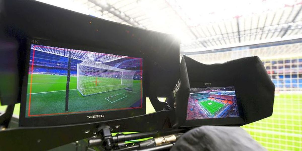 Cine transmite la TV Slovacia