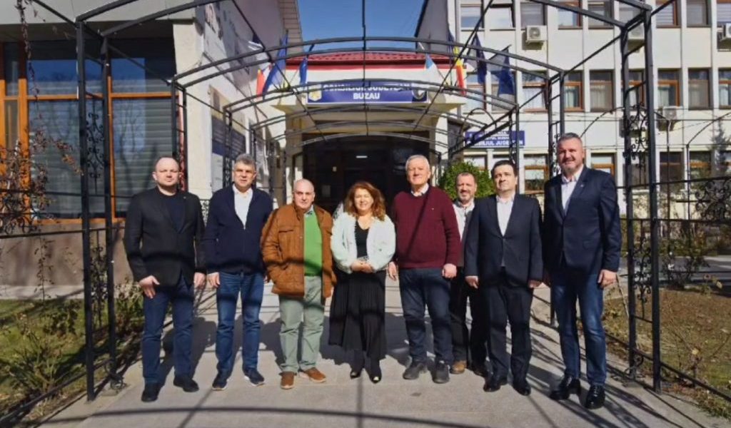 Conținutul unui model de succes pentru gestionarea serviciilor medicale, adus cu eleganță la Buzău Timp de două zile, Buzău a devenit centrul dezbaterii și al experienței în domeniul sănătății, marcate de prezența specială a medicului Gheorghe Carp, managerul Spitalului Clinic Județean de Urgență (SCJU) din Bihor