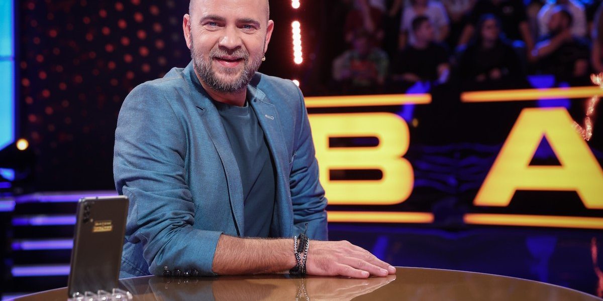 Cosmin Seleși, probleme neașteptate de sănătate. Prezentatorul a ajuns de urgență la spital: „Viața îți mai dă câte o palmă”