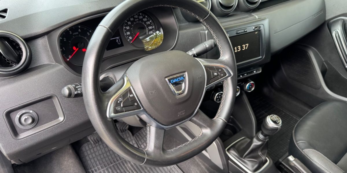 Dacia Duster și problemele cu climatizarea vara: între freon și compresor, cum identifici cauza disfuncției Vara, clima maşinii devine un aliat esențial în zilele toride