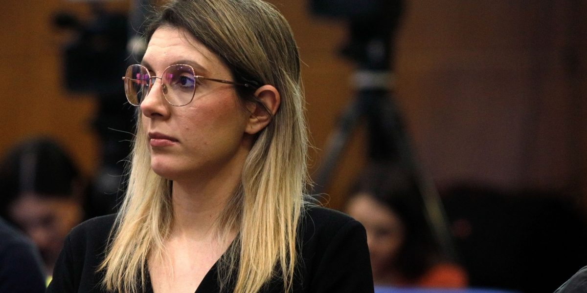 Ministrul Mediului, Diana Buzoianu, a anunțat recent în cadrul audierilor din Parlament că o proporție impresionantă a bugetului pentru anul 2023 – aproape 84% – va fi direcționată către investiții, marcând o schimbare clară de priorități pentru minister