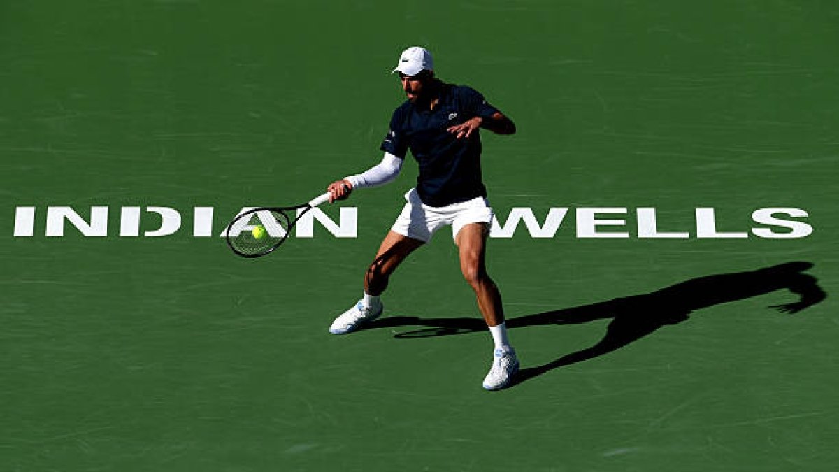 Novak Djokovic a reușit să avanseze în turul al patrulea la Indian Wells, după o victorie dificilă, în care a trebuit să depășească rezistența unui adversar determinat, Aleksandar Kovacevic