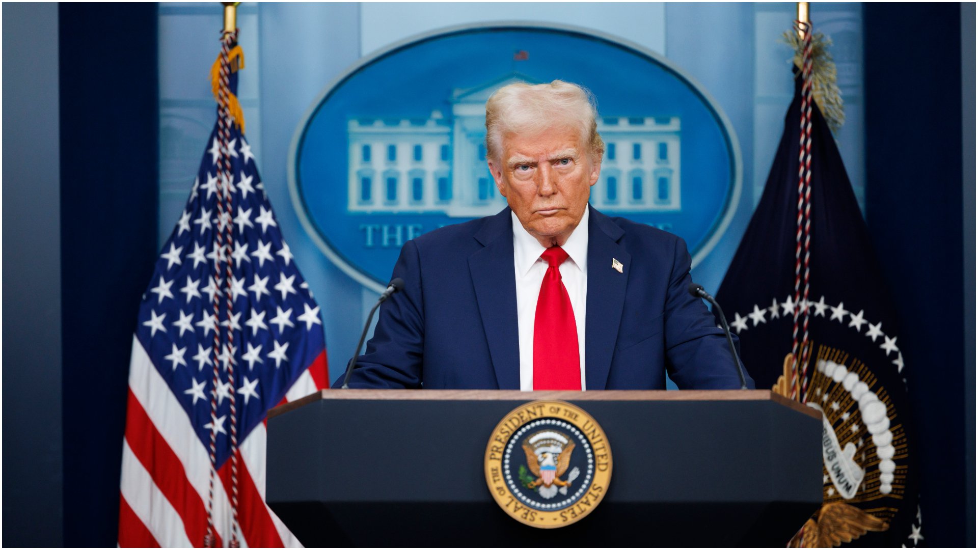 Tensiuni escaladate între SUA și Iran: Donald Trump promite un sfârșit rapid pentru războiul politic și militar Războiul de cuvinte și tensiunile dintre Statele Unite și Iran s-au intensificat în ultimele zile, după declarațiile făcute de președintele american Donald Trump, care a susținut că conflictul se va încheia „curând”