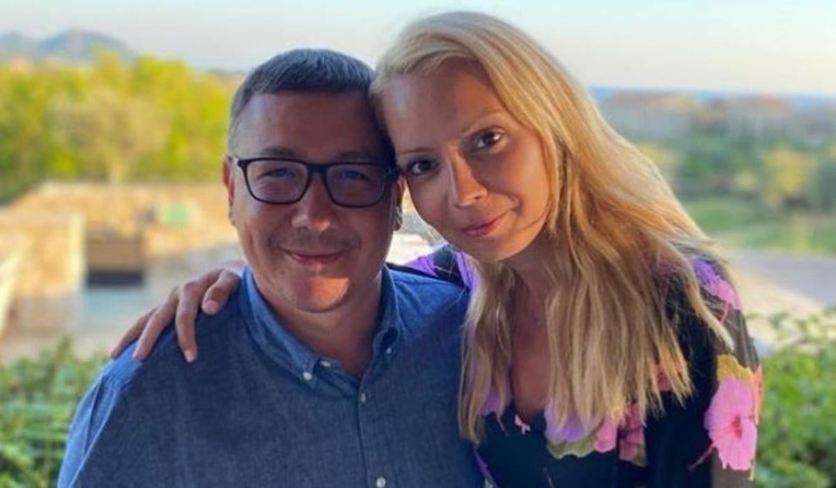 Daciana Sârbu vorbește despre recenta despărțire de Victor Ponta, despre lupta cu durerile interne și despre reinventație Fosta europarlamentară Daciana Sârbu a făcut recent o dezvăluire sinceră în podcastul „Acasă la Măruță”, povestind deschis despre experiența divorțului de Victor Ponta, după aproape 20 de ani de relație