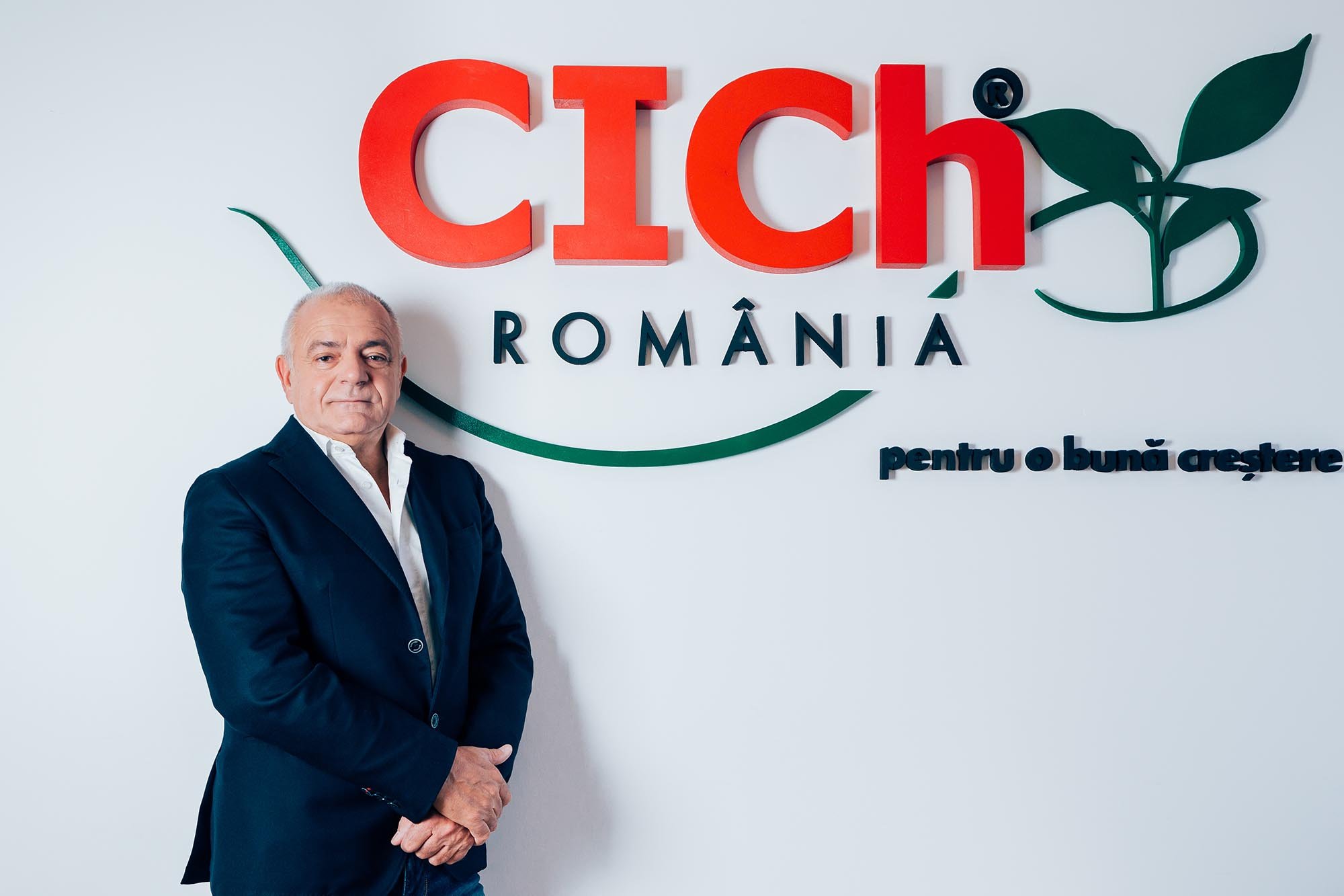 CICh Năvodari obține autorizație de mediu și pregătește noi inovații pentru agricultura românească Combinatul de Îngrășăminte Chimice Năvodari (CICh), singurul producător român dedicat fertilizanților tehnologici de nișă și biostimulatorilor profesioniști, anunță o etapă importantă în dezvoltarea sa strategică