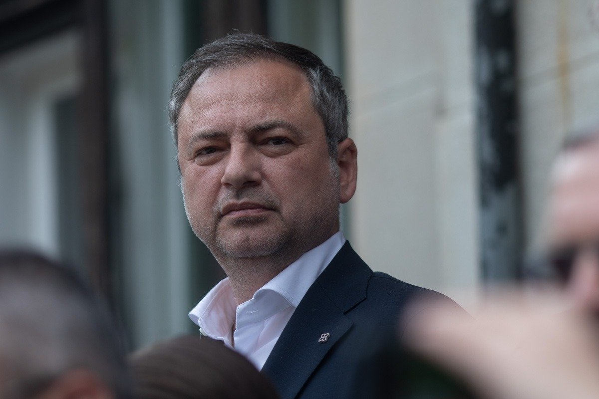 Liderii PSD, acuzați de „pretexte” pentru blocajul bugetar: Dan Motreanu ataca dur Tensiunile din scena politică românească se intensifică, odată cu persistenta criză legată de adoptarea bugetului național