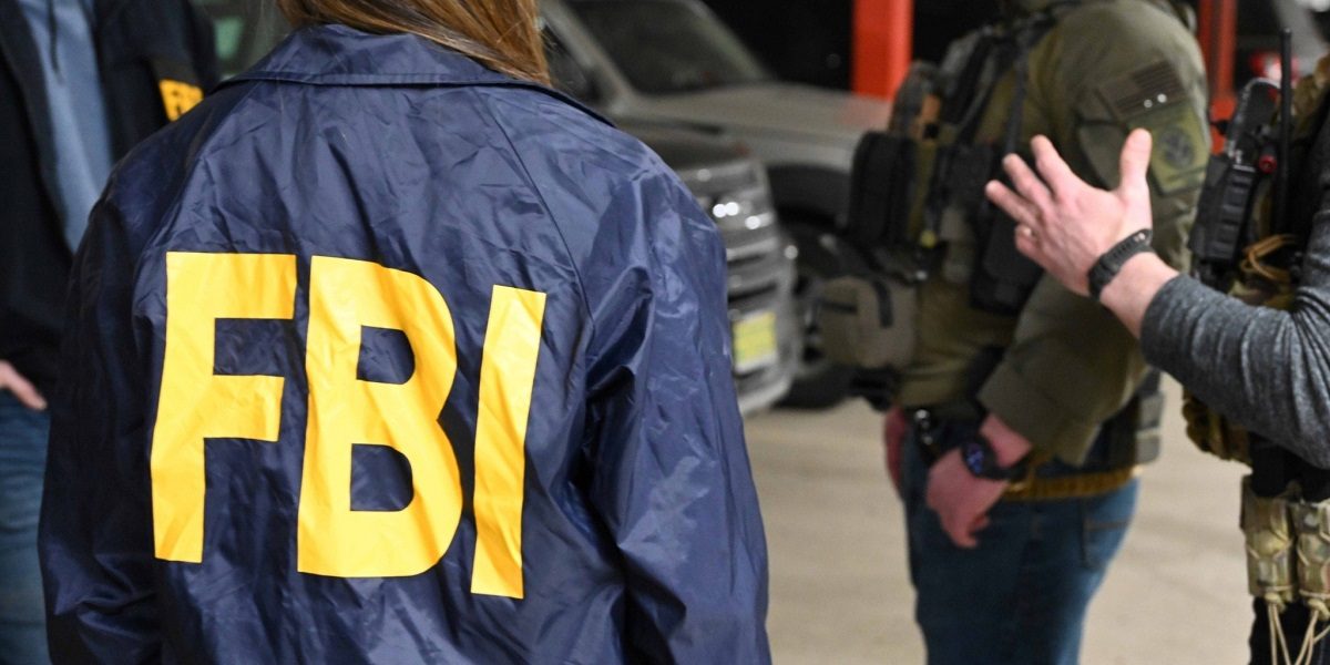 FBI anchetează fostul șef al Centrului anti-terorism, Joe Kent, după demisie în semn de protest față de războiul împotriva Iranului