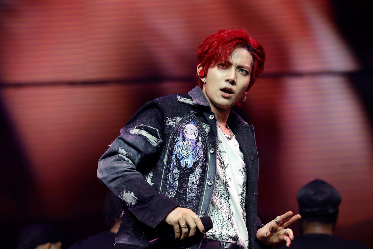 Heeseung, unul dintre membrii centrali ai grupului surorilor K-pop Enhypen, și-a anunțat oficial plecarea din trupă pentru a-și urma cariera solo