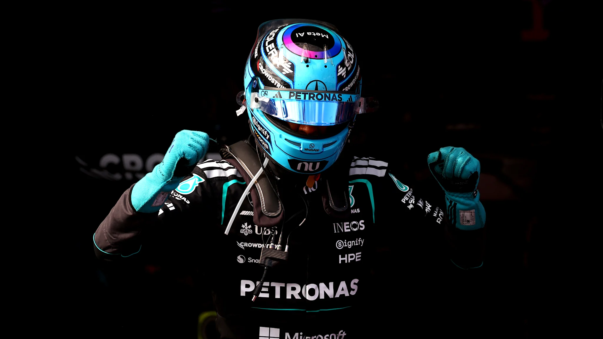 George Russell câștigă un GP Australian palpitant, Mercedes pe 1-2