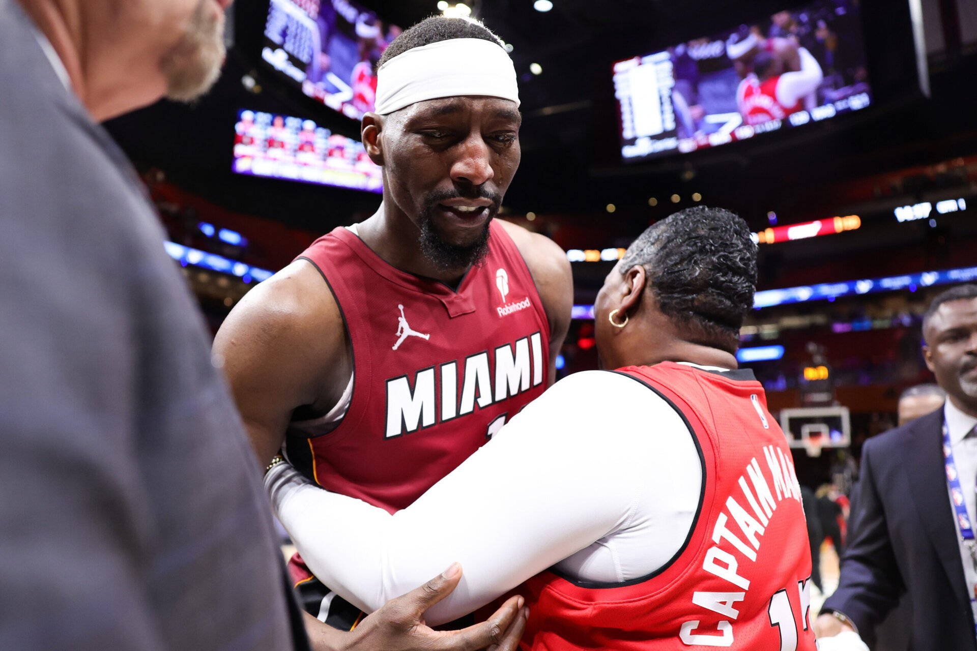 Bam Adebayo a scris istorie în NBA, reușind cea mai spectaculoasă performanță a carierei, cu 83 de puncte marcate în meciul câștigat de Miami Heat în fața Washington Wizards, scor 150-129