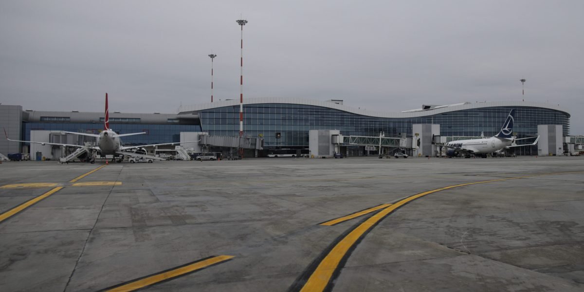 Rută low-cost București-Dubai suspendată până în septembrie