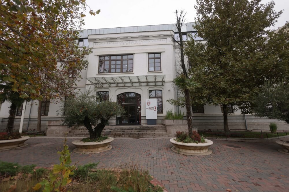 Primăria Sectorului 3 anunță un plan de restructurare a aparatului administrativ, menită să genereze economii semnificative la buget