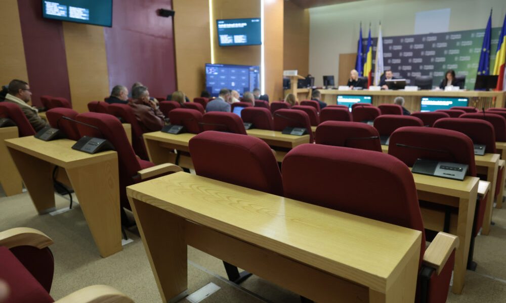 Amânarea ședinței CGMB: o decizie comună în așteptarea clarificărilor pentru proiecte importante ale Capitalei Decizia de ultim moment a consilierilor generali PSD de a amâna ședința extraordinară a Consiliului General al Municipiului București (CGMB) marchează o etapă importantă în procesul de dezvoltare al capitalei