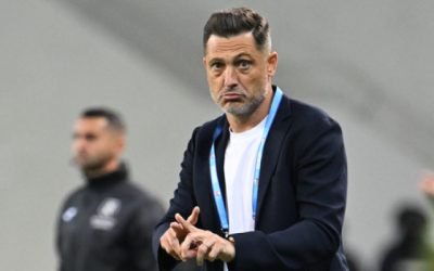 Gânduri grele pentru Mirel Rădoi: două oferte astronomice și decizia finală în aer După un început de sezon extrem de complicat pentru Dinamo, numele antrenorului Mirel Rădoi revine în prim-planul scenei fotbalistice românești, dar nu pentru motive exclusive performanței