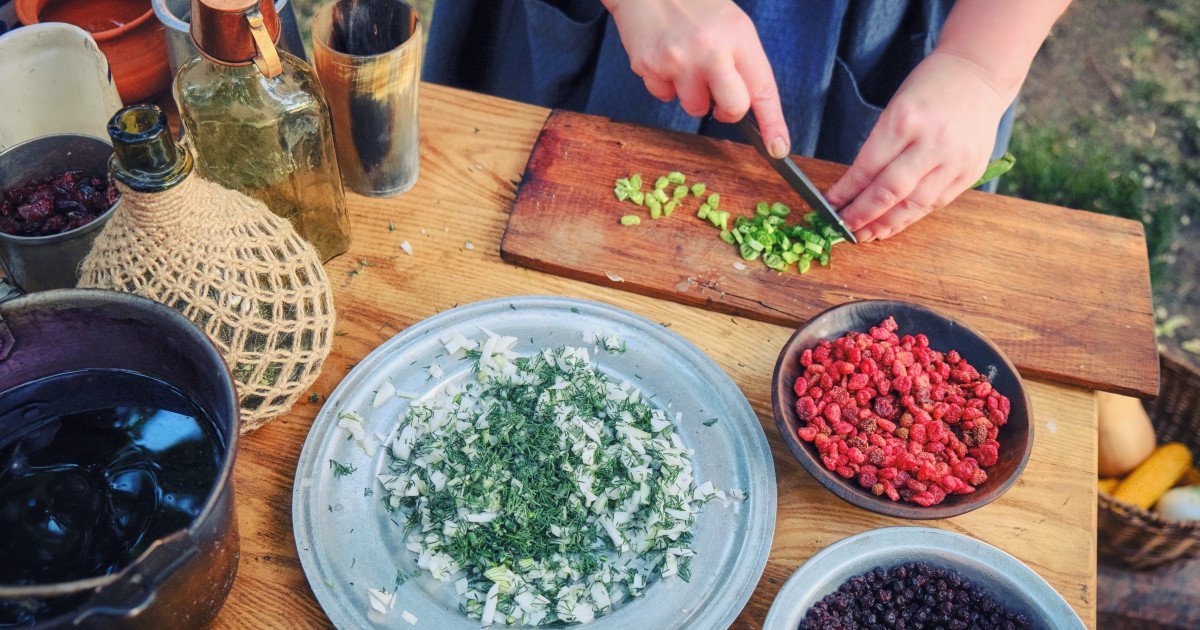 România trebuie să își regăsească identitatea agricolă și să pună mai mult accent pe consumul de alimente autohtone, mai ales în contextul creșterii alarmante a popularității produselor ultraprocesate și a fructelor exotice aduse din alte colțuri ale lumii