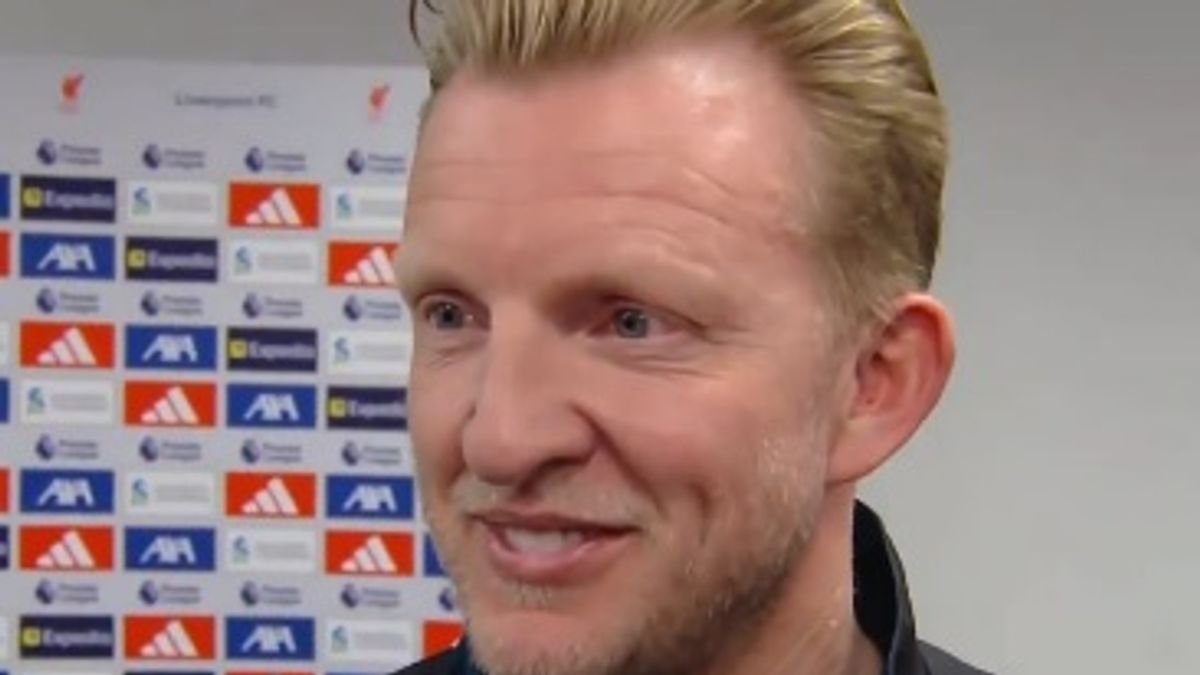 Arne Slot, sub presiune la Liverpool după un parcurs dificil în Premier League Arne Slot se află în centrul atenției la Liverpool, însă nu pentru motive pozitive