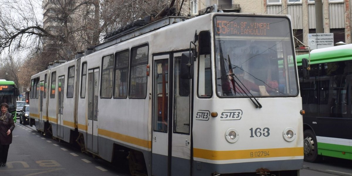 Linia de tramvai 55 suspendată de sâmbătă, înlocuită cu naveta 655; traseu modificat pentru linia 97