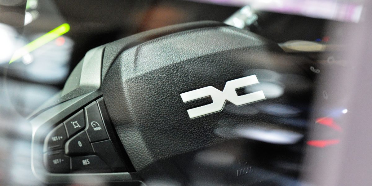Dacia își stabilește obiectivul de electrificare până în 2030