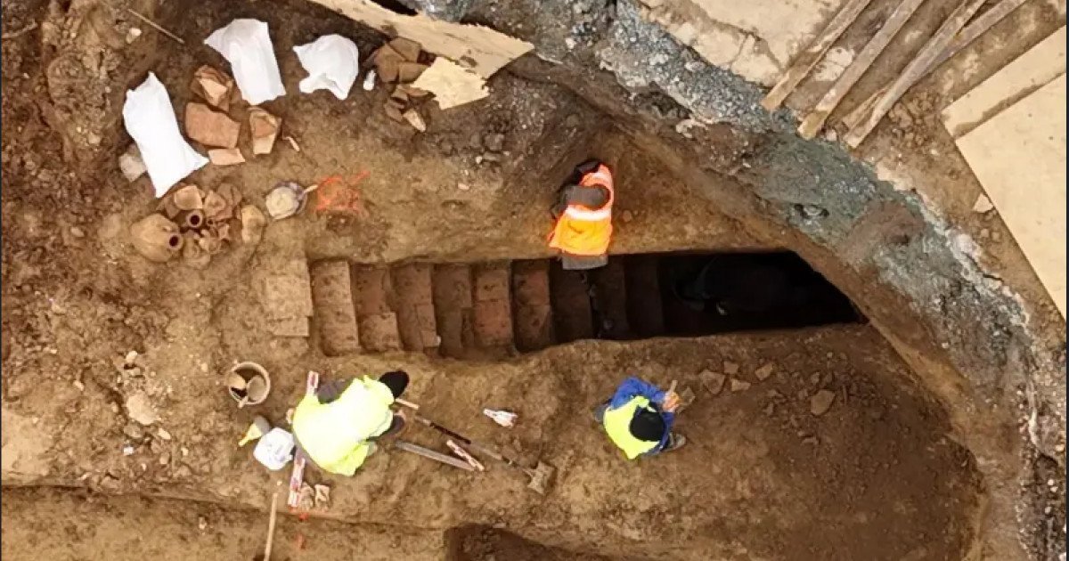 Zeci de morminte romane descoperite în proiectul spitalului din Constanța; primăria acuză întârzieri și pierderi de fonduri