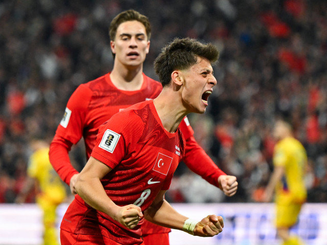 Arda Güler, protagonistul unei remarcabile evoluții în Turcia, face valuri în România cu o pasă decisivă în campionat Unul dintre cei mai promițători tineri jucători ai momentului, atacantul argentinian-italian Borna Guler, a reușit să își lase amprenta într-un meci din campionatul turc, unde a fost protagonistul unei acțiuni decisive