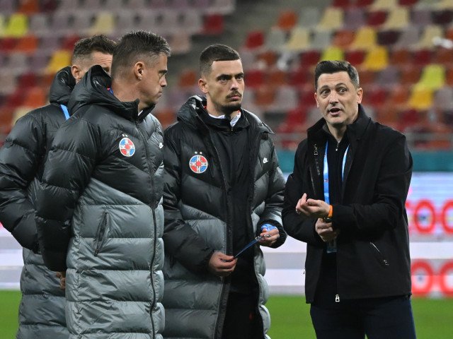 Mirel Rădoi, tehnicianul celor de la FCSB, a fost sincer după debutul echipei în Liga 2, recunoscând cu sinceritate că echipa sa traversa o perioadă dificilă, categoric marcată de probleme de joc și coordonare