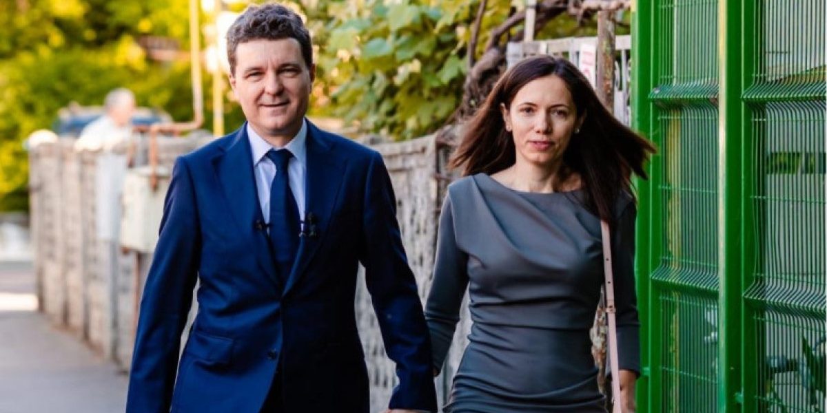 România, reprezentată în forul mondial pentru digitalizarea educației copilului România va fi reprezentată la un important eveniment internațional dedicat promovării educației digitale pentru cei mici