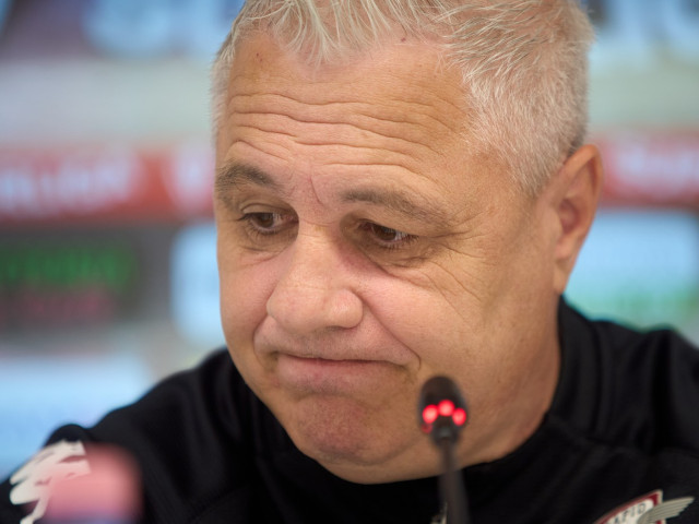 Marius Șumudică, unul dintre cei mai cunoscuți antrenori români din fotbalul internațional, s-a despărțit oficial de clubul saudit Al-Okhdood după o prezență de opt luni