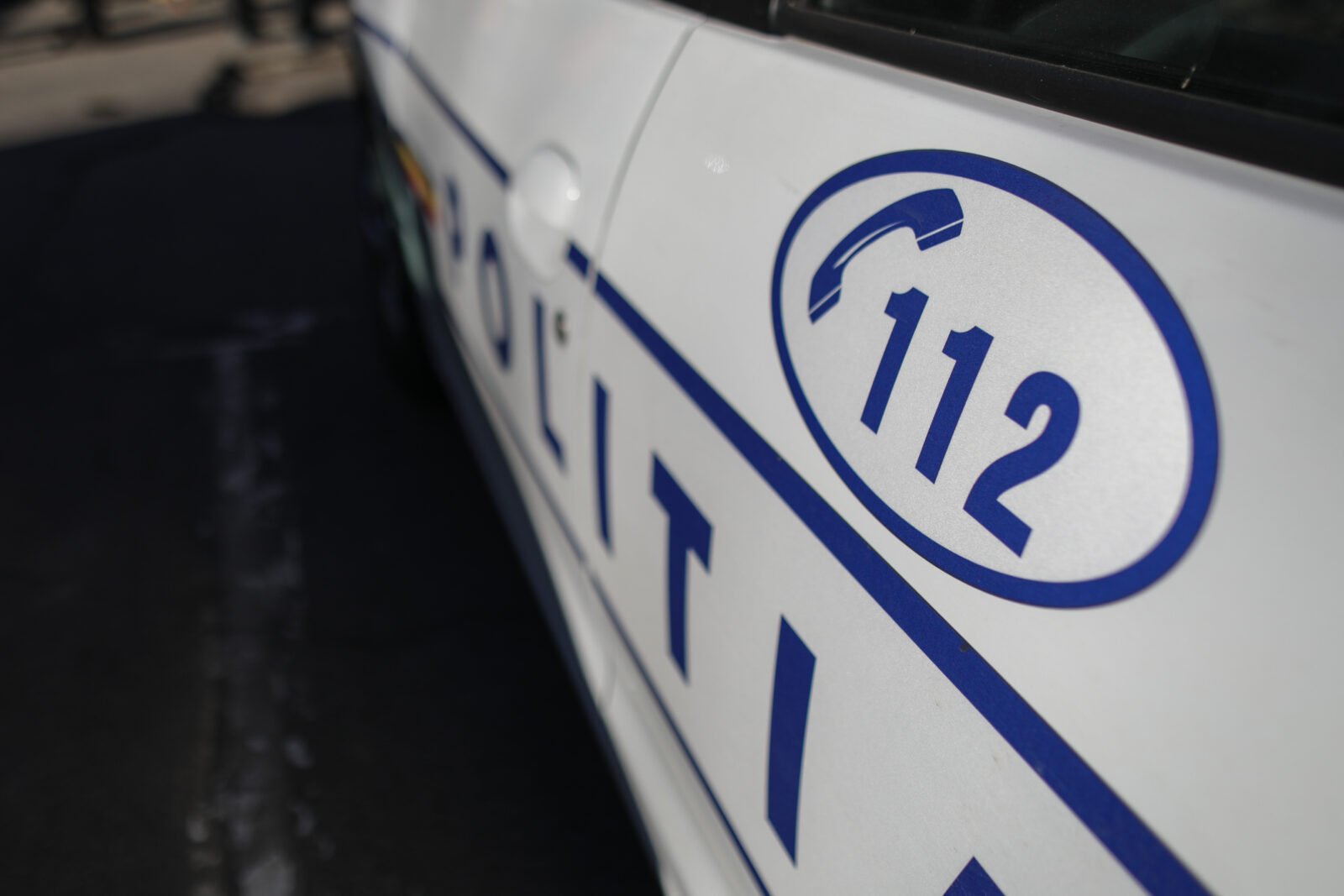 Afaceri frauduloase cu deșeuri în România: Poliția a descins la 83 de adrese din țară, prejudiciul ajunge la peste 237 de milioane de lei Poliția Română a declanșat marți o activitate amplă de verificare și cercetare în domeniul gestionării deșeurilor, într-un dosar care vizează infracțiuni economice grave și a avut loc un număr impresionant de 83 de percheziții la domiciliu, în București și 13 județe din țară
