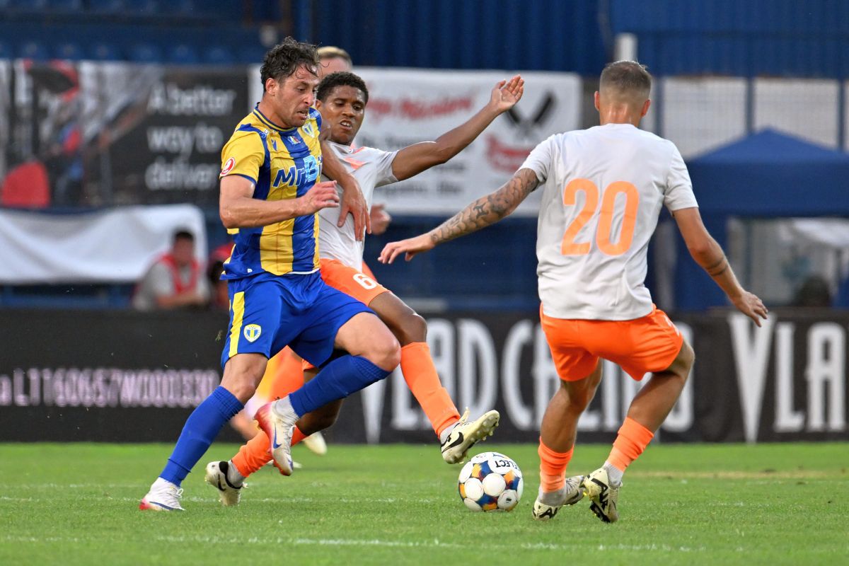 Metaloglobus a obținut prima victorie în play-out-ul Superligii, învingând Petrolul Ploiești cu scorul de 1-0, în meciul disputat la Clinceni