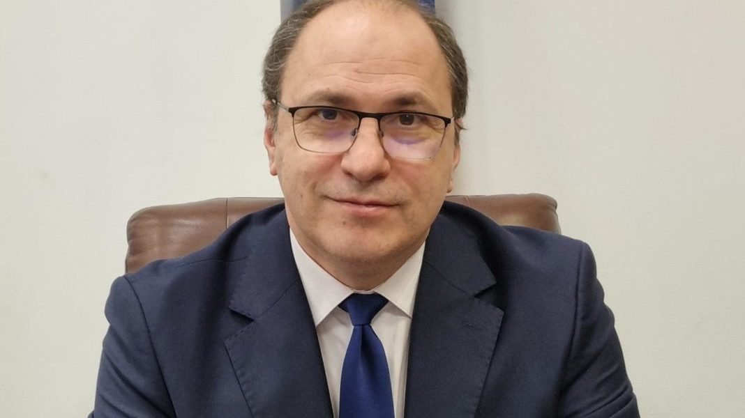 Mihai Dimian a depus astăzi jurământul de învestitură în funcția de ministru al Educației, marcând un nou capitol pentru sistemul educațional din România