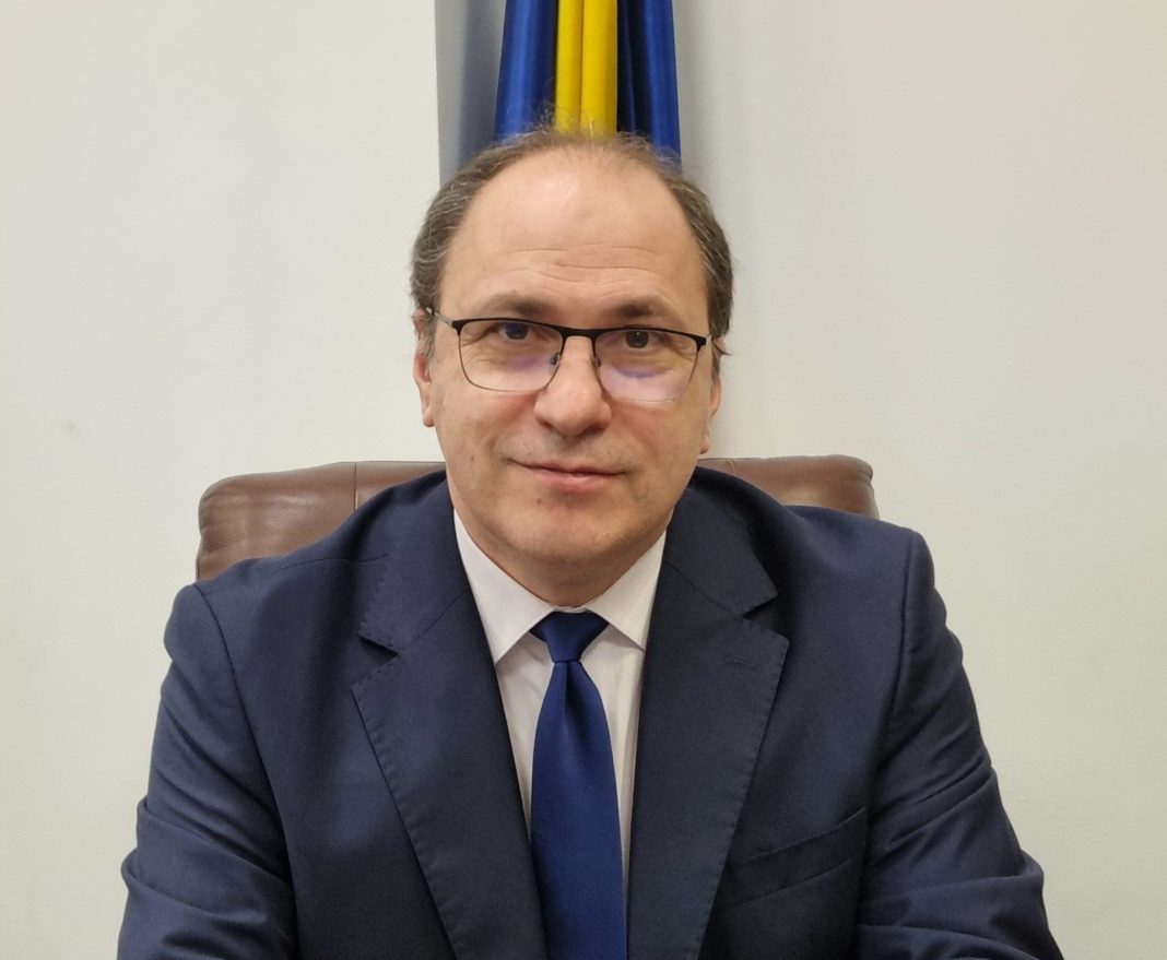 Mihai Dimian a depus astăzi jurământul de învestitură în funcția de ministru al Educației, marcând un nou capitol pentru sistemul educațional din România