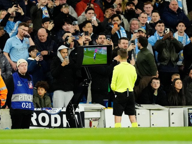 Manchester City și Real Madrid s-au întâlnit într-una dintre cele mai anticipate confruntări ale sezonului europen, însă rezultatul a rămas în amintirea unui moment de coșmar pentru unul dintre cei mai titrați și experimentați fotbaliști ai Blancos