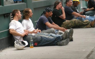 Companiile americane au redus surprinzător numărul de angajați în februarie; șomajul a urcat la 4,4%