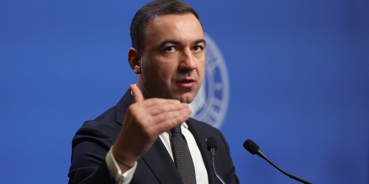 Bogdan Ivan: Creșterea prețurilor la combustibili e mai mică în România comparativ cu alte state, despre scăderea accizei