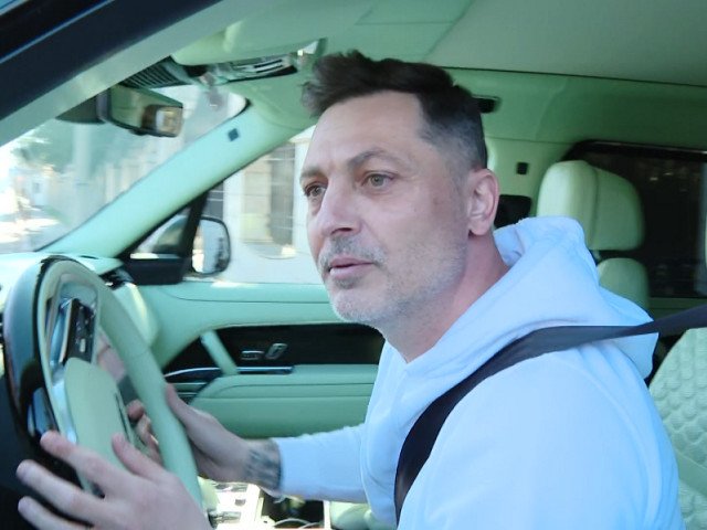 Gigi Becali, patronul finanțator al FCSB, a făcut recent dezvăluiri despre discuțiile pe care le-a avut cu Mirel Rădoi, în contextul tumultuos al fotbalului românesc