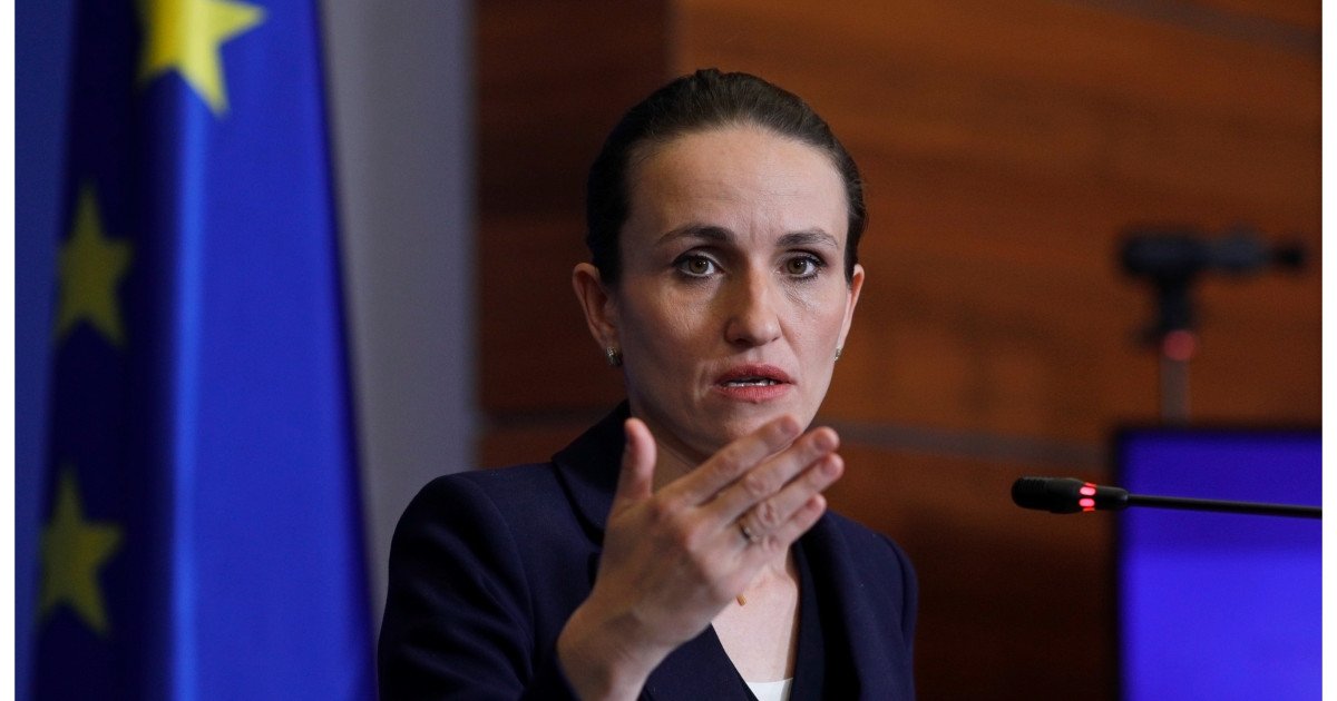 Peste 1.000 de români evacuați din Orientul Mijlociu; Oana Țoiu: „Repatrierea se face pe planuri individuale”