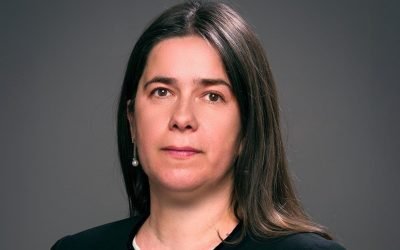 Dominic Fritz, președintele USR, a ieșit în apărarea propunerii partidului pentru funcția de Avocat al Poporului, Roxana Rizoiu, afirmând că aceasta este “o persoană extrem de calificată”, care “nu ascultă comenzi politice”, în contextul criticilor formulate de PSD