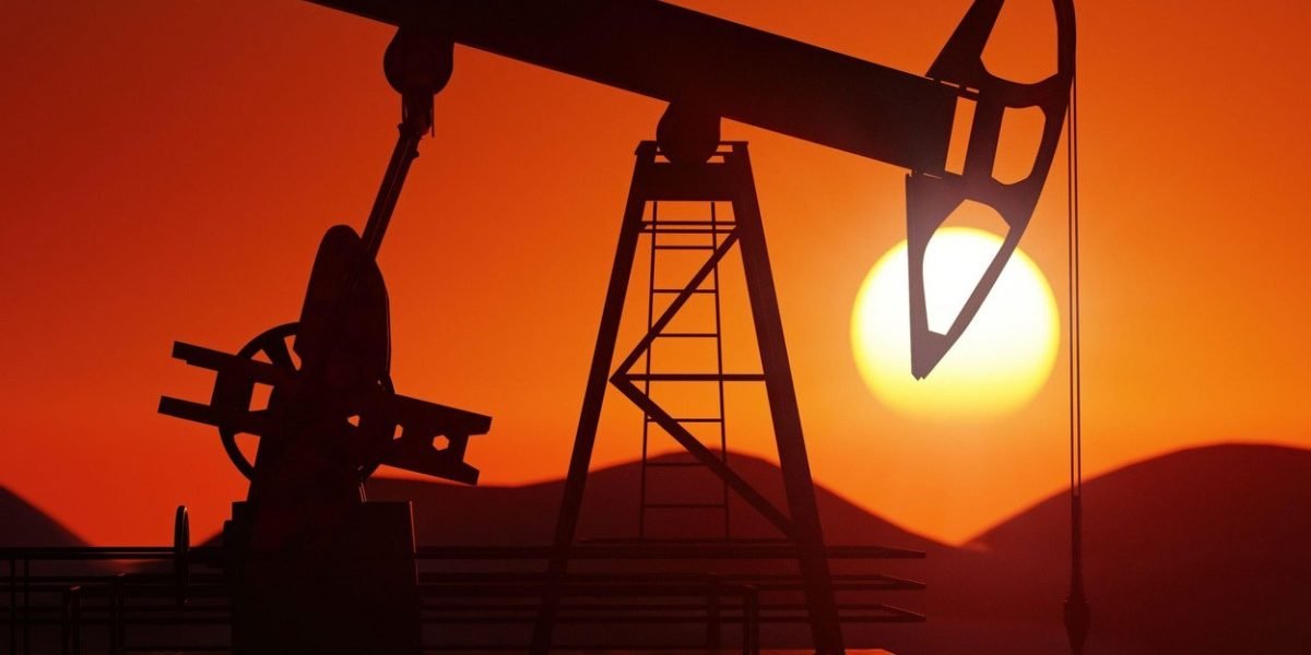 Prețurile petrolului au sărit luni cu aproape o pătrime, atingând cel mai ridicat nivel din ultimele aproape doi ani, pe fondul escaladării tensiunilor în Orientul Mijlociu, în special din cauza conflictului intensificat între Statele Unite și Iran