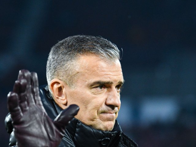 Luni seară, fotbalul românesc continuă cu dueluri importante în poveștile din Liga 2 și SuperLiga