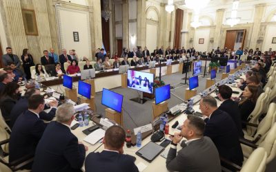 Criza politică din Parlamentul României devine tot mai acută, odată cu impasul generat de dezbaterile asupra bugetului de stat pentru anul 2026 și a celui al asigurărilor sociale pentru acest an