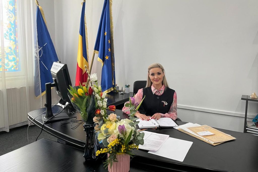 Oana Gheorghiu devine prima femeie din domeniul medicinal care ocupă poziția de viceprimar în Buzău, marcând un moment semnificativ pentru administrația locală și pentru reprezentanța femeilor în funcții de conducere