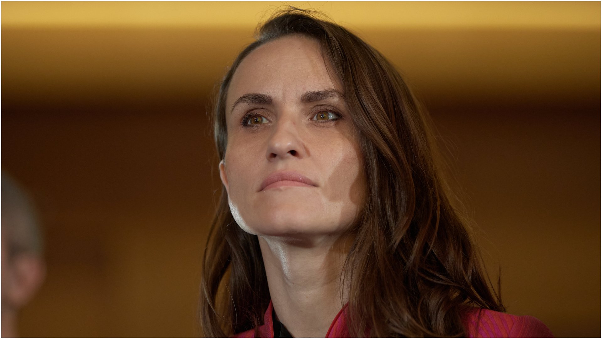 România suspendă zborurile spre Tel Aviv în contextul escaladării conflictului din Orientul Mijlociu Situația în regiunea Orientului Mijlociu s-a intensificat în ultimele zile, determinând autoritățile române să adopte măsuri rapide pentru a proteja cetățenii aflați în zona de conflict